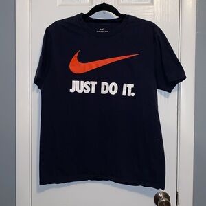 Nike Swoosh Tee